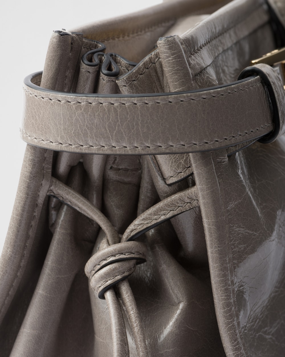 Prada Bonnie Large Leather Handbag - Image 3